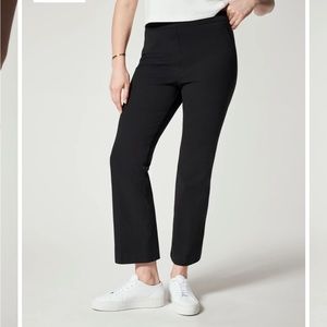 SPANX On-the-Go Kick Flare Pant Classic Black / Regular / L